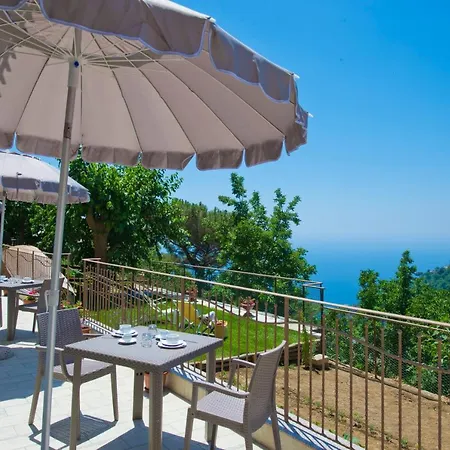 Casanova أَجيرولا