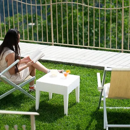 Casanova فندق مبيت وإفطار 4*